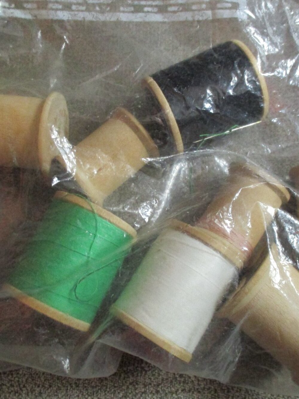 Vintage Lot (9) of Wooden Thread Spools Varying In Sizes (4) With Thread